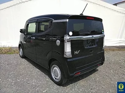 Honda N BOX SLASH