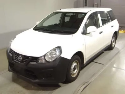 Nissan AD