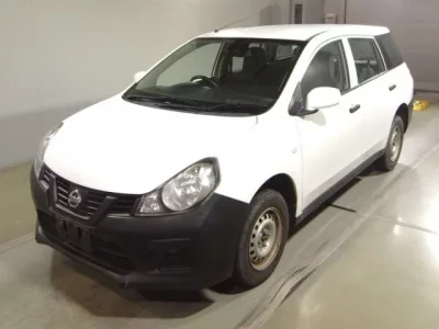 Nissan AD