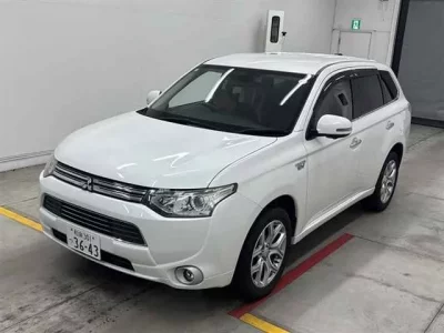 Mitsubishi OUTLANDER PHEV