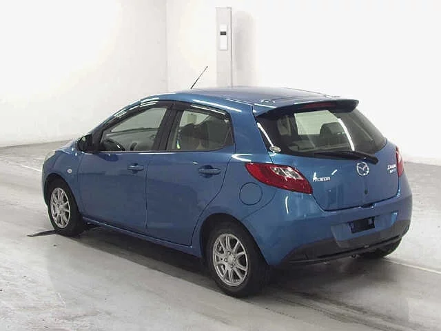 Mazda DEMIO