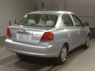 Toyota PLATZ