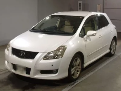 Toyota BLADE