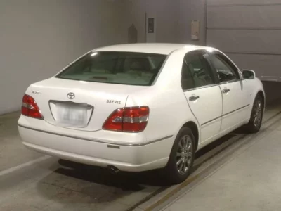 Toyota BREVIS
