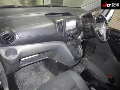 Mitsubishi DELICA