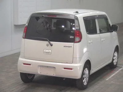 Suzuki MRWAGON