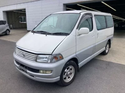 Toyota HIACE REGIUS