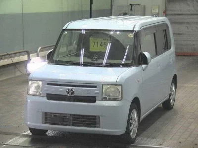 Toyota PIXIS SPACE