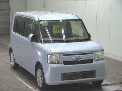 Toyota PIXIS SPACE