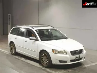 Volvo V50