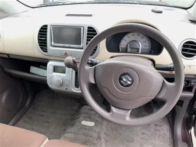 Suzuki MRWAGON