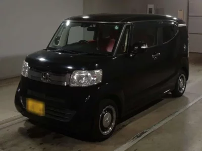 Honda N BOX SLASH