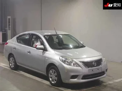 Nissan TIIDA LATIO