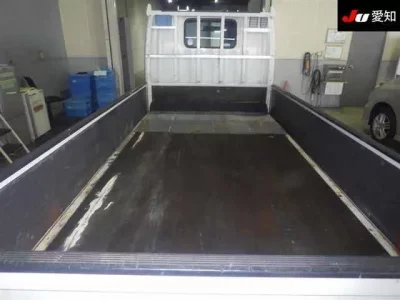 Mazda TITAN