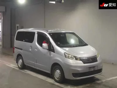 Mitsubishi DELICA D3