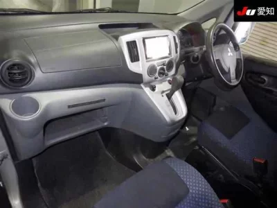 Mitsubishi DELICA D3