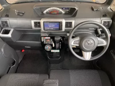 Toyota PIXIS MEGA