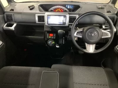 Toyota PIXIS MEGA