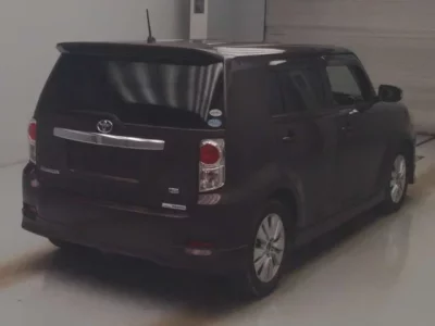 Toyota COROLLA RUMION