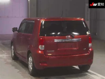 Toyota COROLLA RUMION