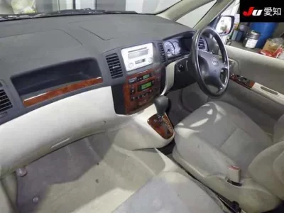 Toyota COROLLA SPACIO