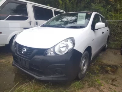 Nissan AD