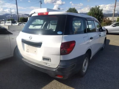 Nissan AD