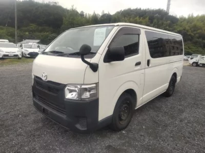 Mazda BONGO BRAWNY VAN