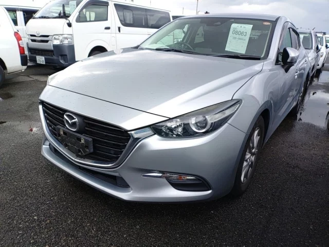 Mazda AXELA