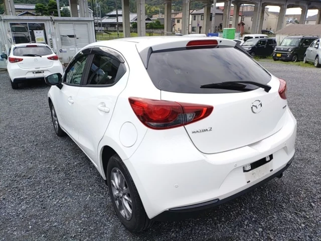 Mazda MAZDA2