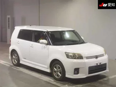 Toyota COROLLA RUMION