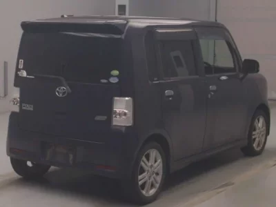 Toyota PIXIS SPACE