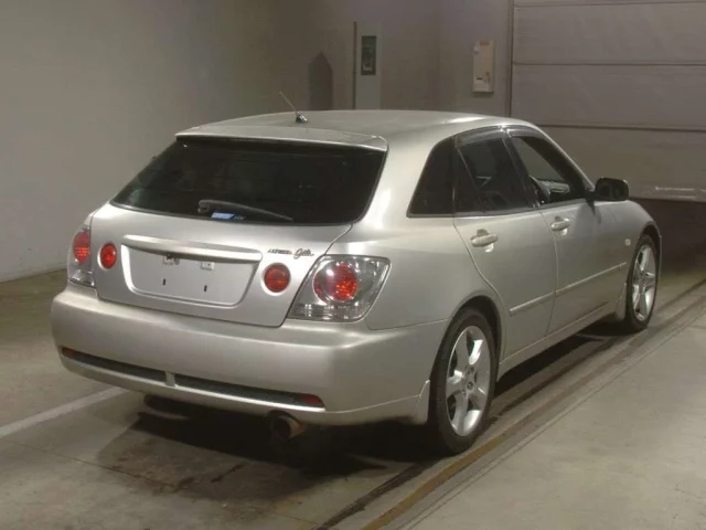 Toyota ALTEZZA WAGON