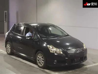 Toyota BLADE