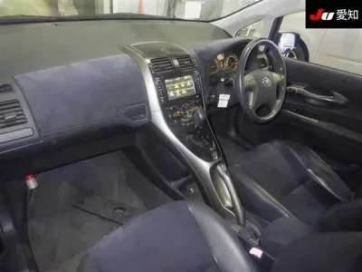 Toyota BLADE