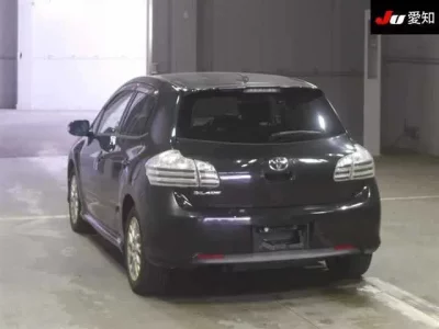 Toyota BLADE
