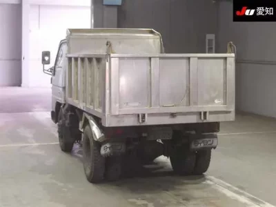 Mazda TITAN