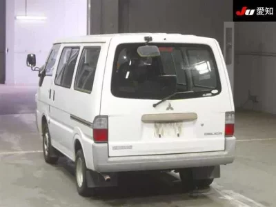 Mitsubishi DELICA