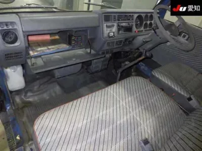 Mazda TITAN
