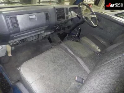 Mazda TITAN