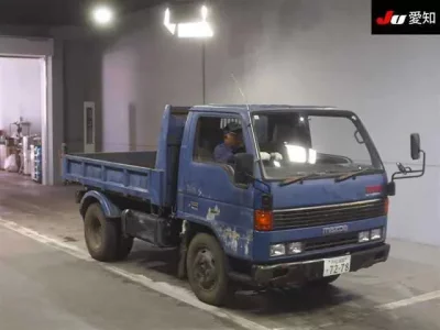 Mazda TITAN