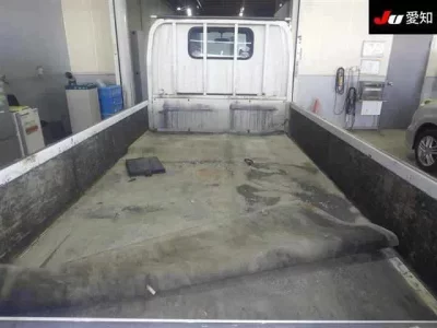 Mazda TITAN