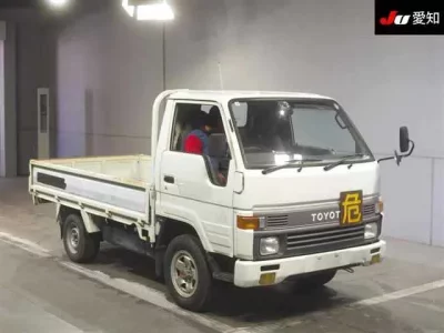 Toyota HIACE TRUCK