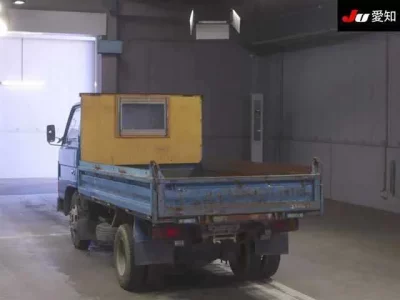Mazda TITAN