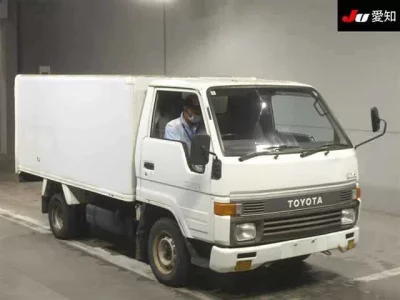 Toyota HIACE TRUCK