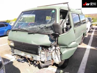 Mazda BONGO BRAWNY VAN