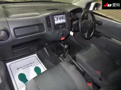 Nissan AD