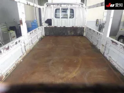 Mazda TITAN