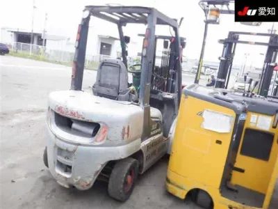 Nissan FORKLIFT