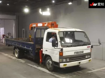 Mazda TITAN